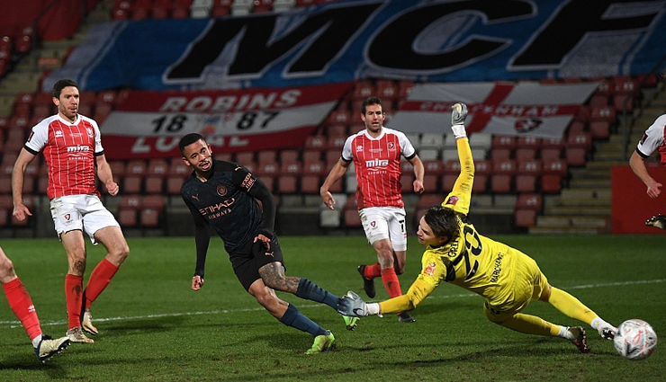 清晨足总杯传出新动向，金州勇士单刀错失，管理层表态——赛场秩序良好，控场能力受关注的简单介绍